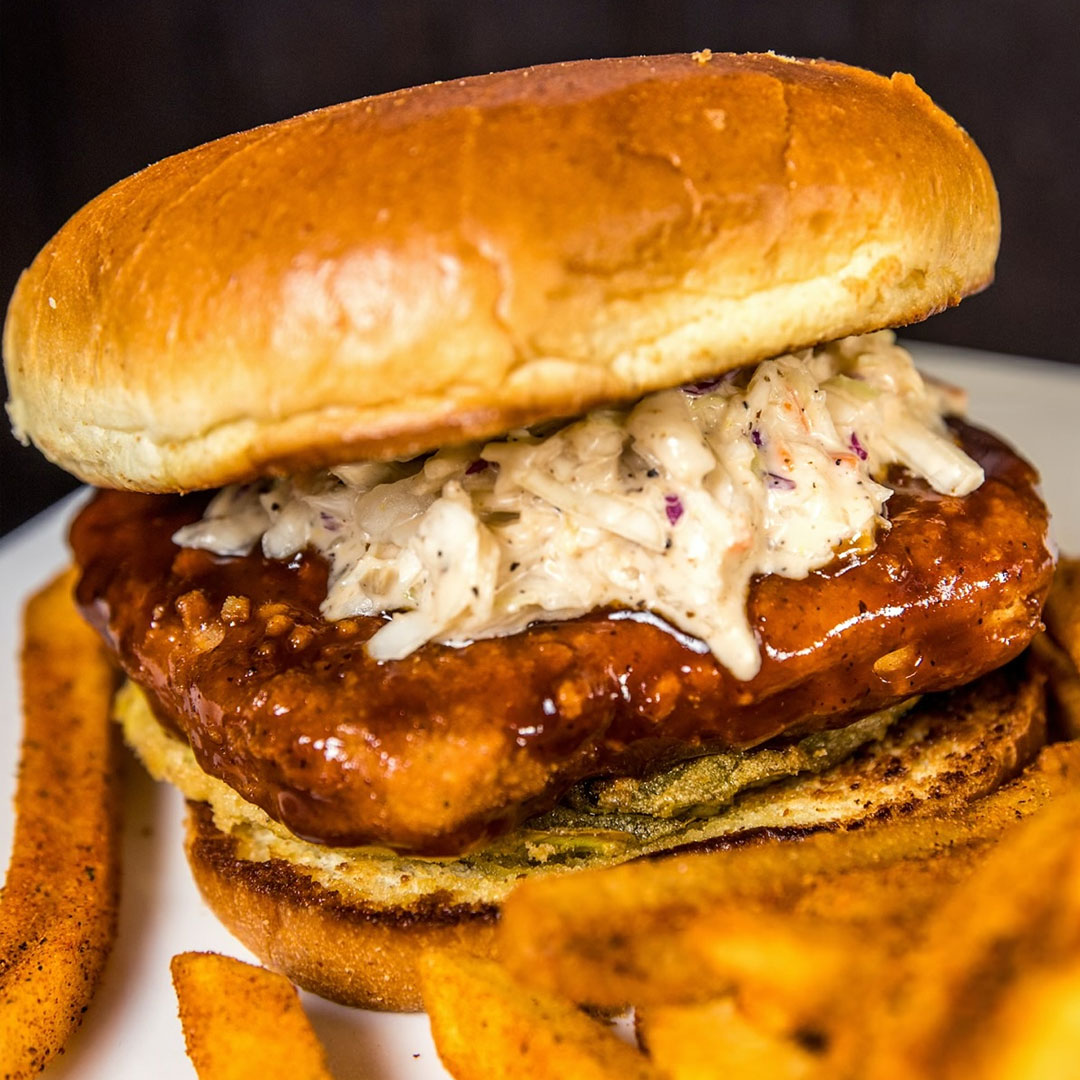 vegan-chicken-sandwich vegan-chicken-sandwich
